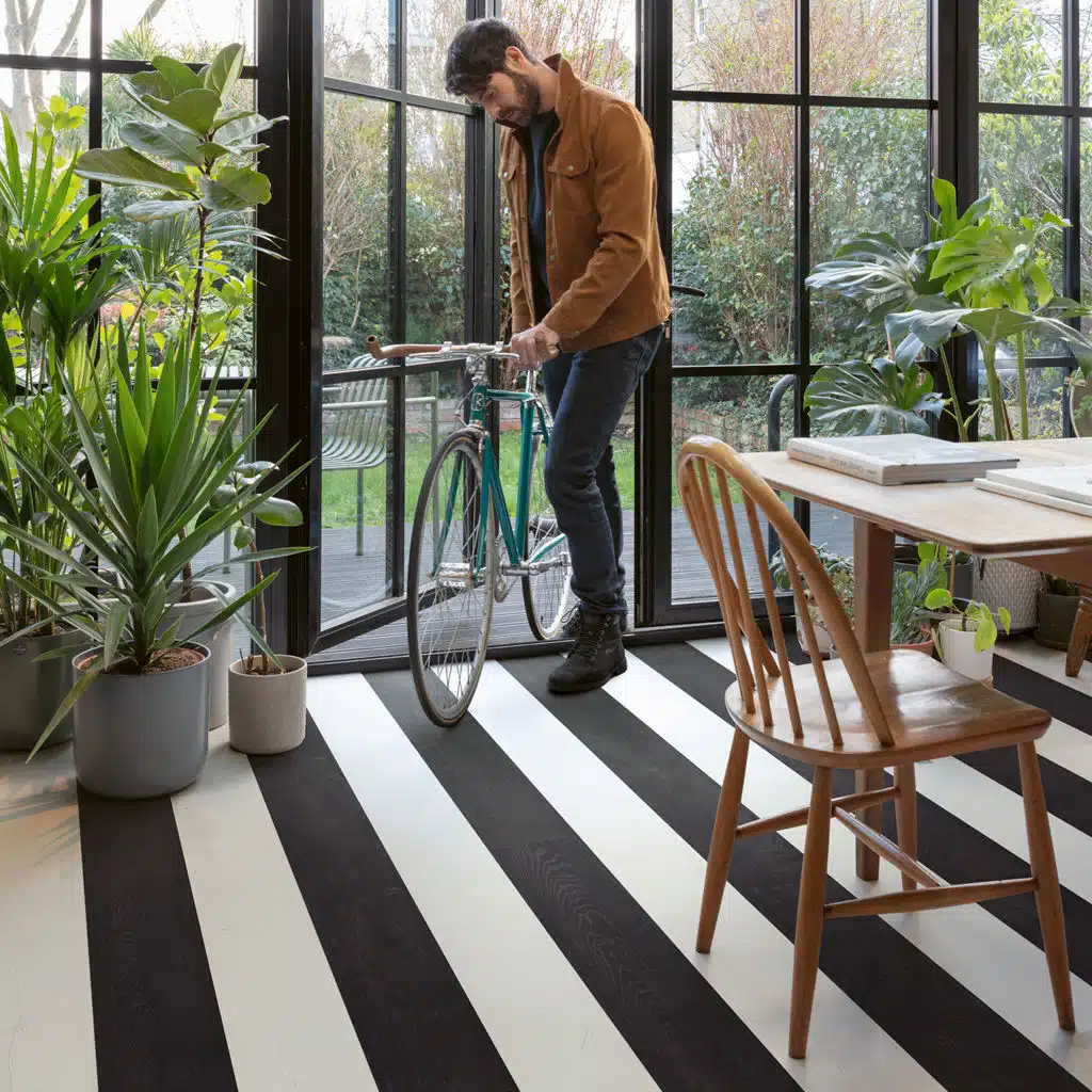 אלון צבוע שחור דגם SIG4755